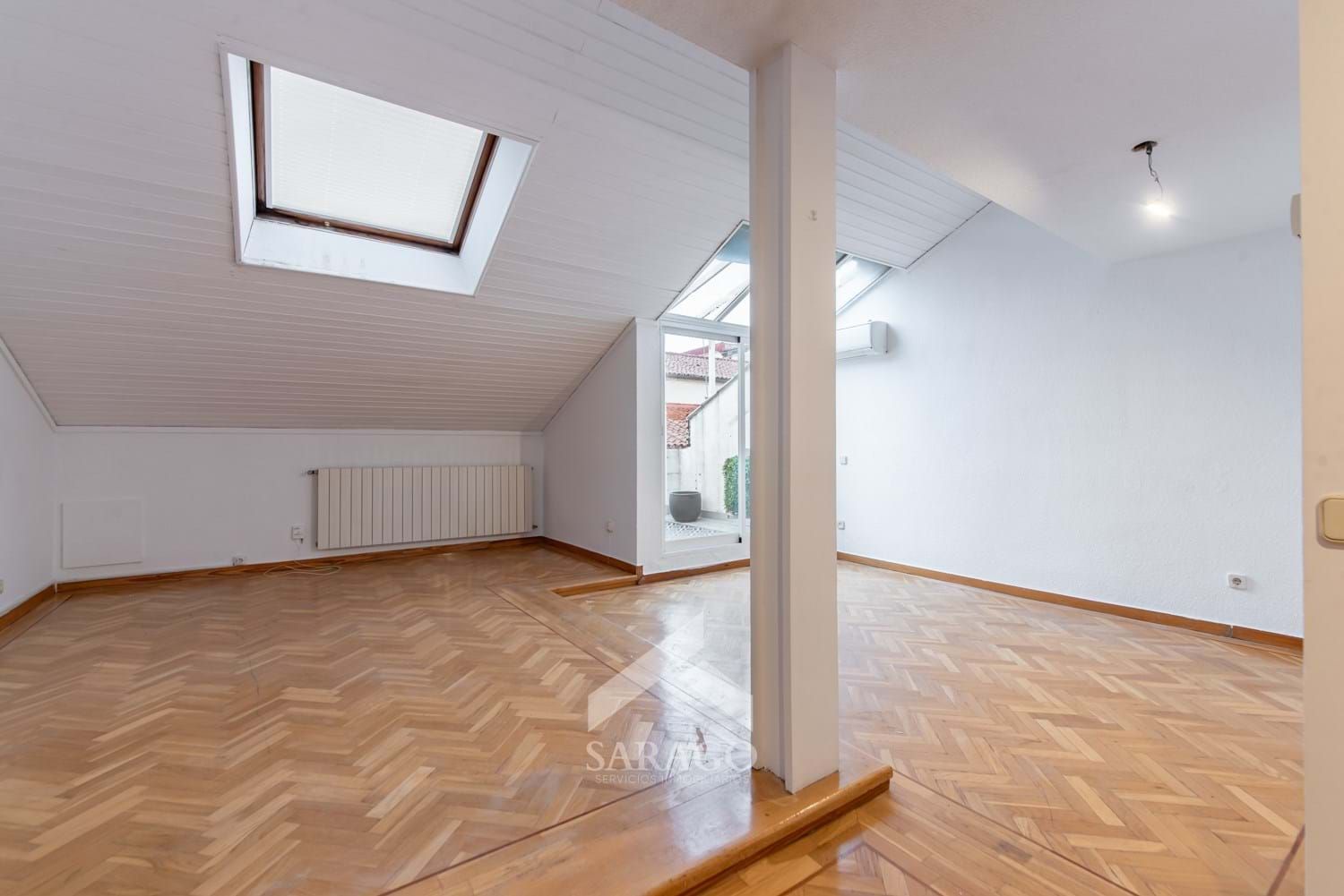 Flat for sale in  Madrid Capital  with Terrace