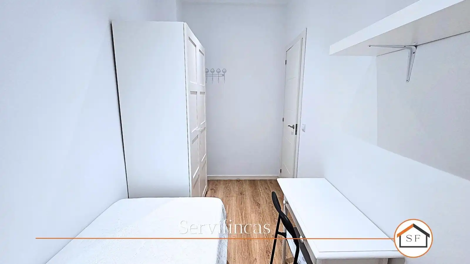 Bedroom of Flat for rent in Madrid  with Heating and Furnished