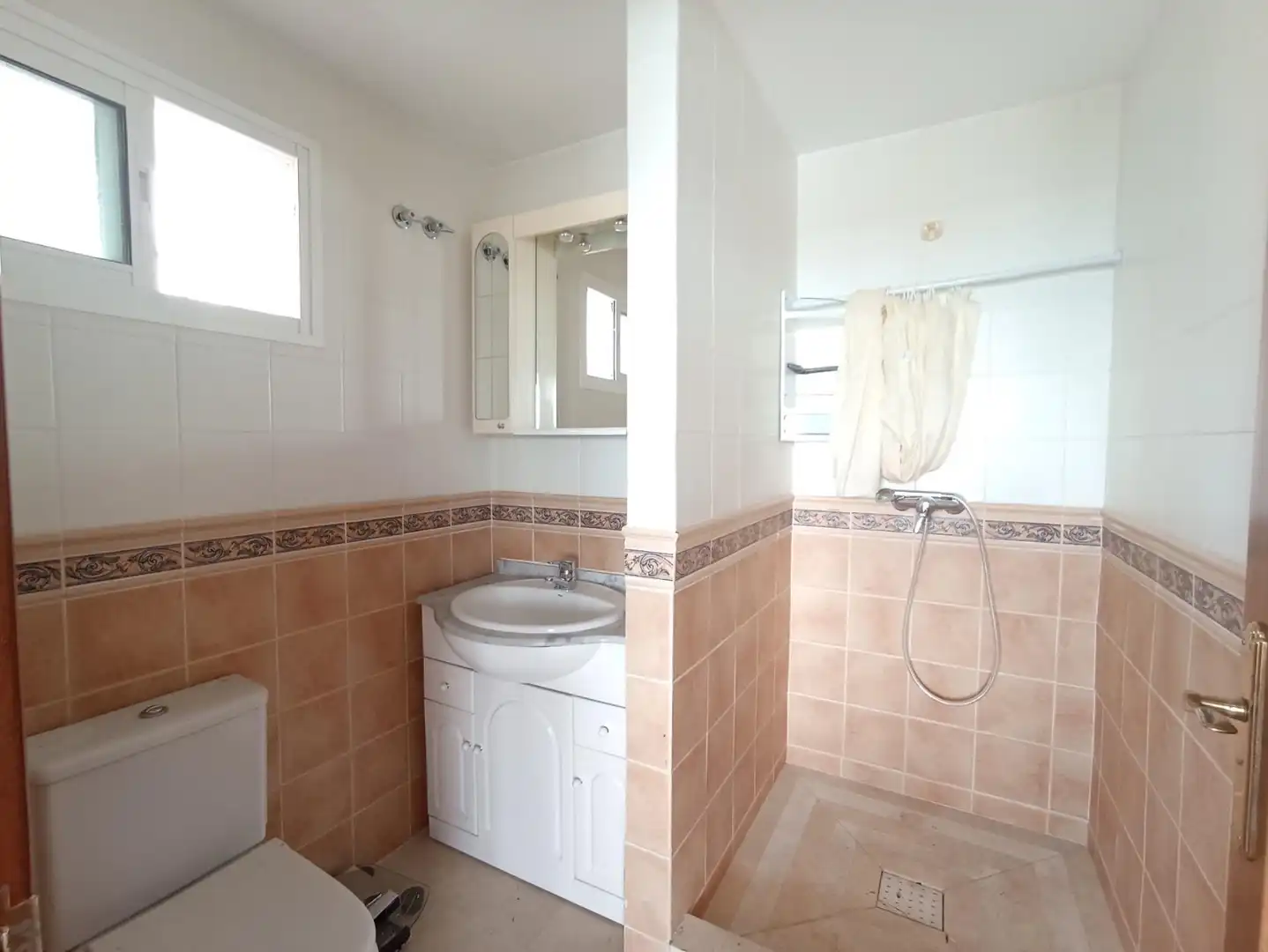 Baño de Casa o chalet en venta en Benalmádena con Aire acondicionado, Jardín privado y Terraza