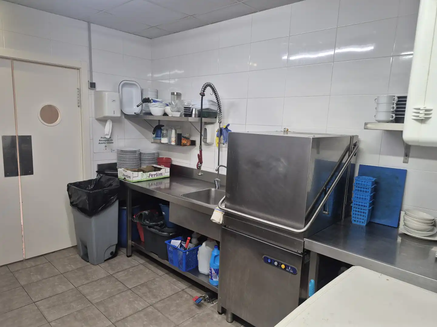 Kitchen of Commercial properties for transfer in Soto del Barco