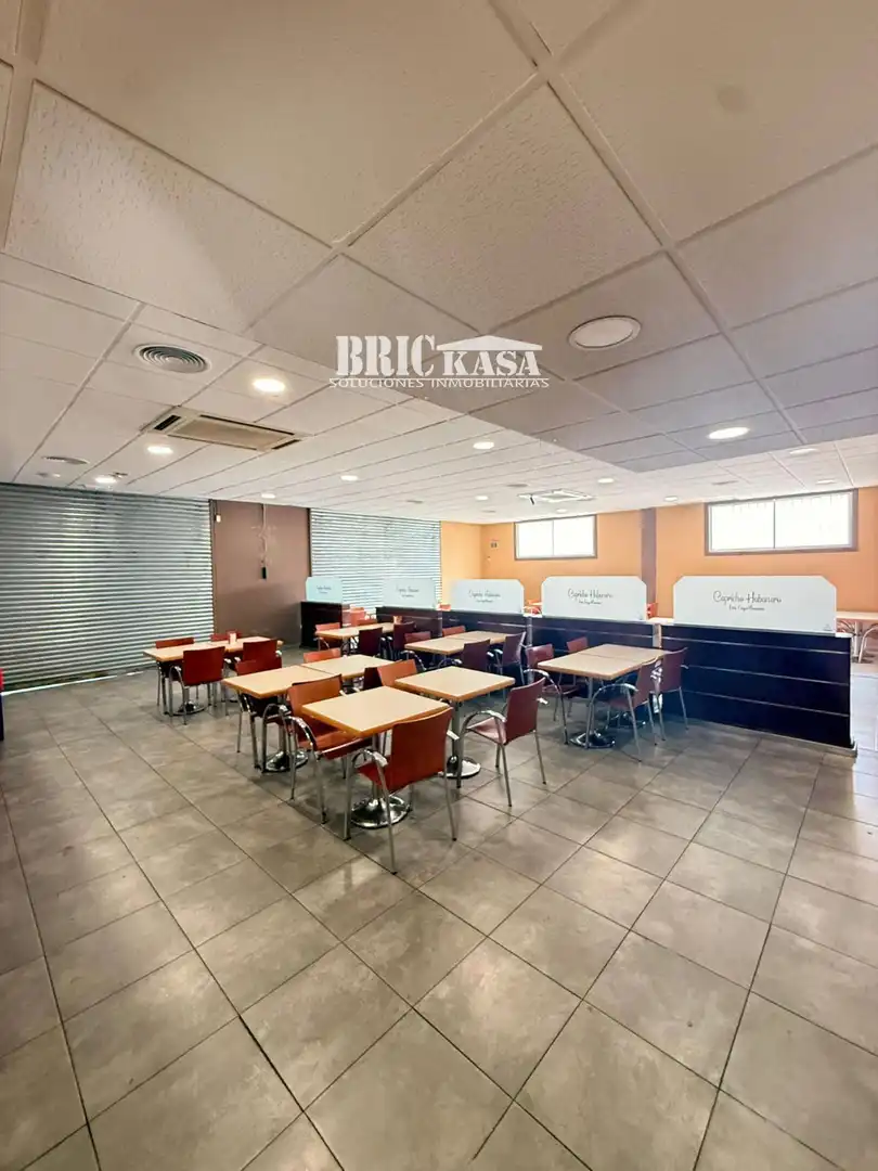 Local comercial en venda a herreros, imagen 9
