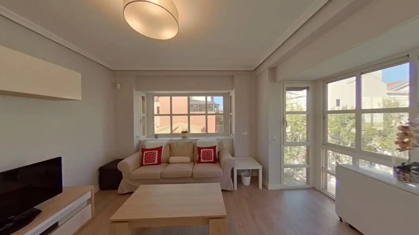 Flat with lift to rent in Calle de Alvarado, imagen 8