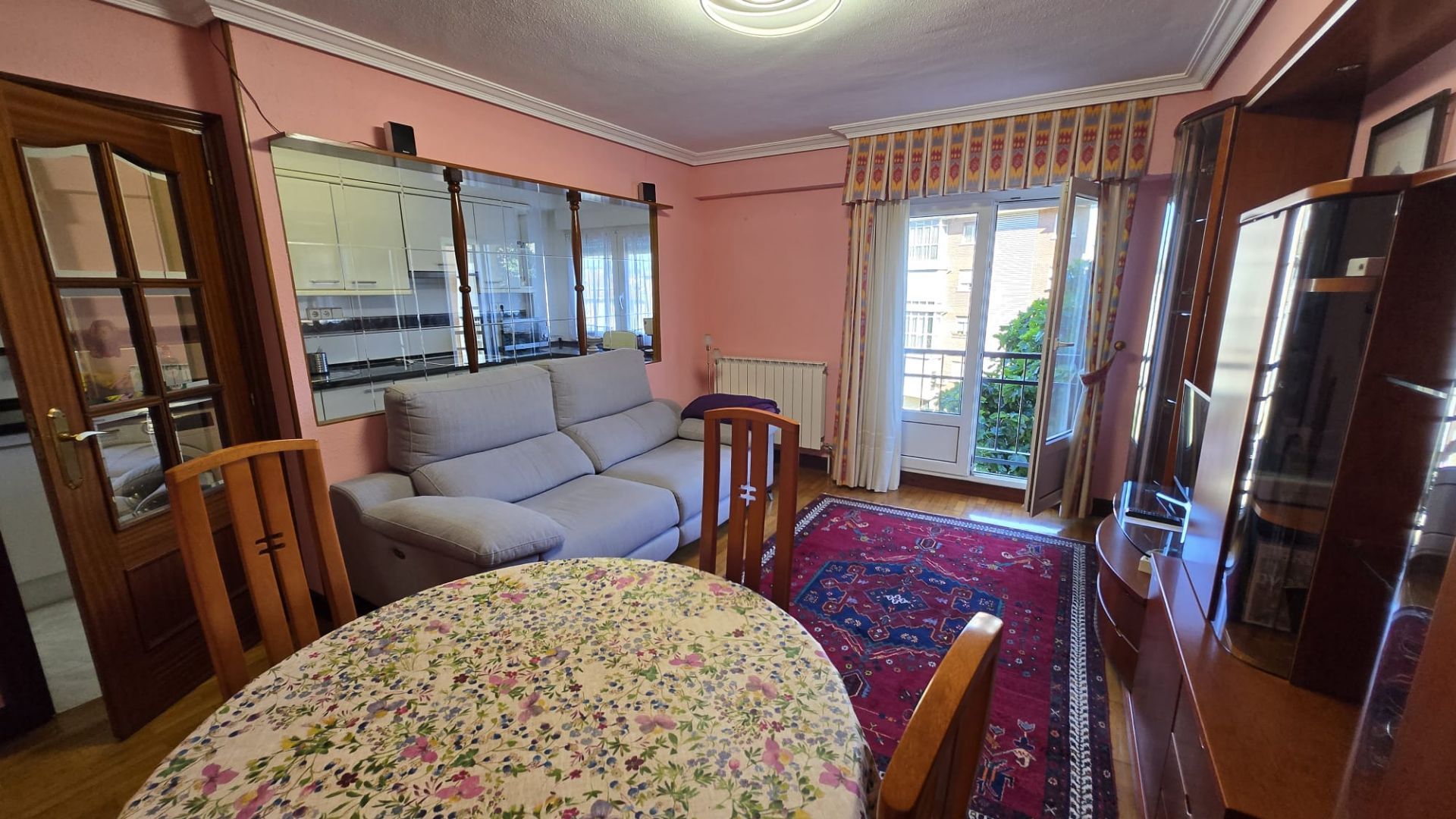 Living room of Flat to rent in Donostia - San Sebastián   with Heating, Storage room and Furnished