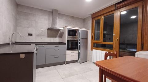 Foto 2 de Pis en venda a Ugao- Miraballes, Bizkaia