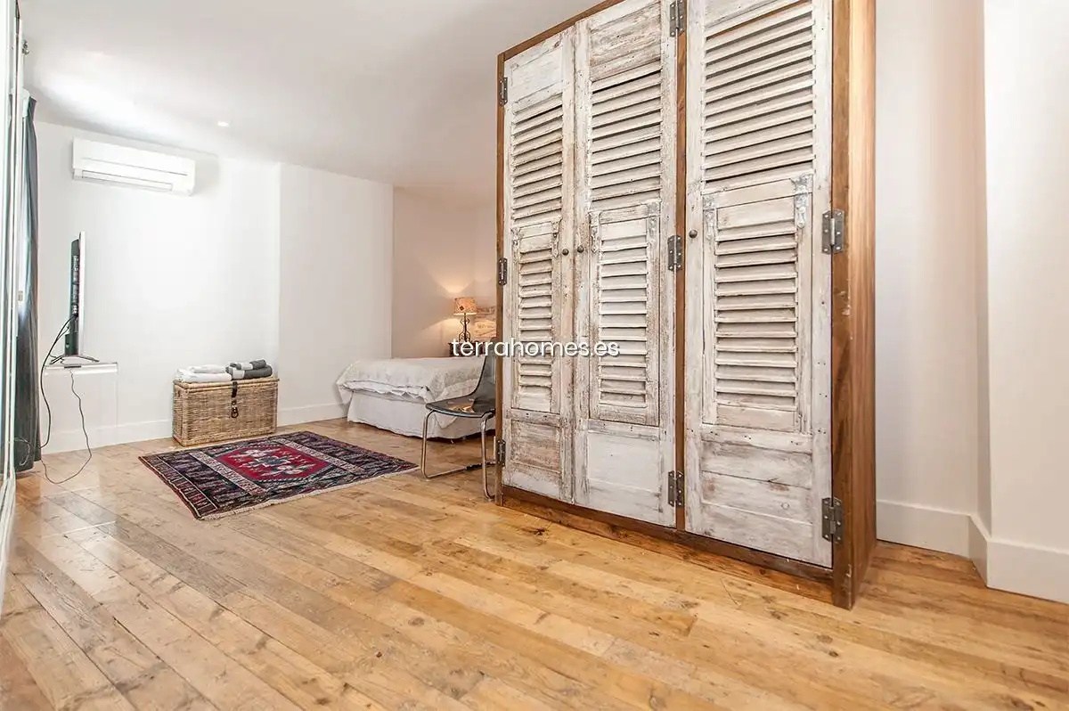 Habitación de Dúplex de alquiler en Madrid con Aire acondicionado, Calefacción y Amueblado