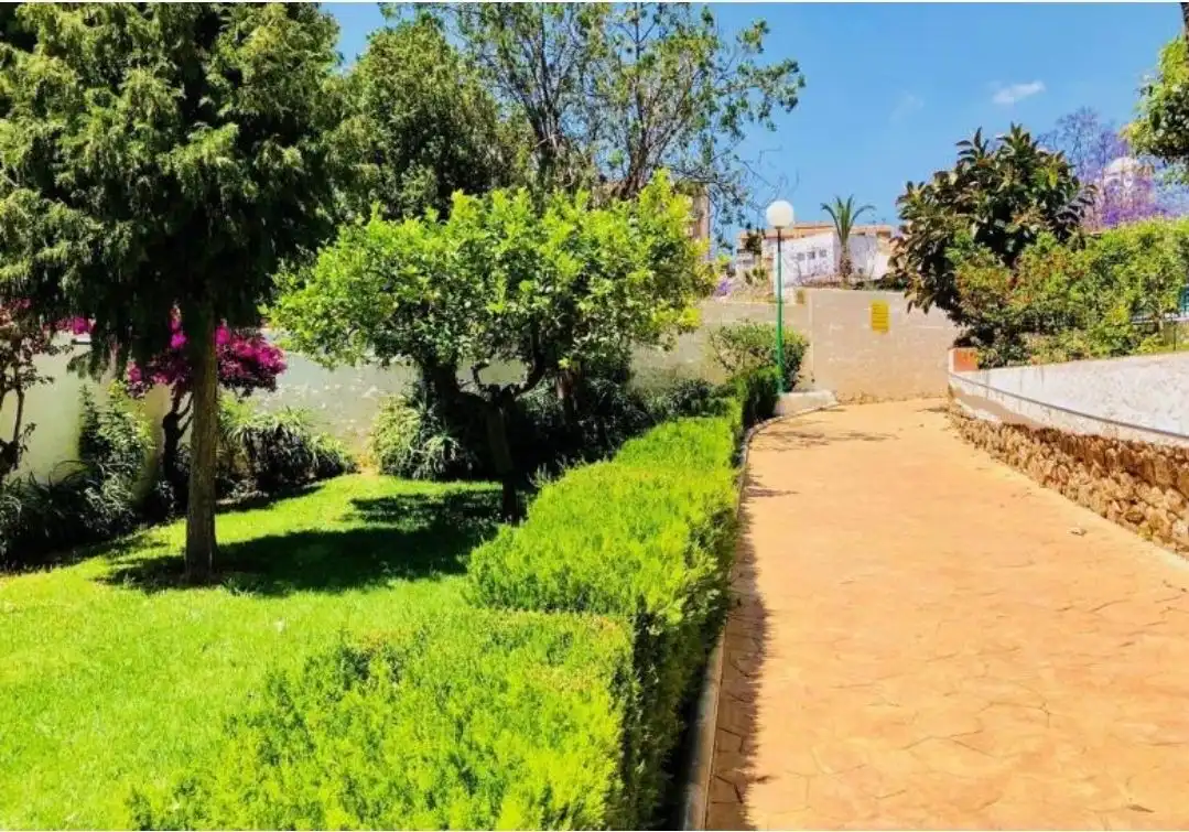 Garden of Apartments for rent in Benalmádena  with Air Conditioner, Terrace and Community pool