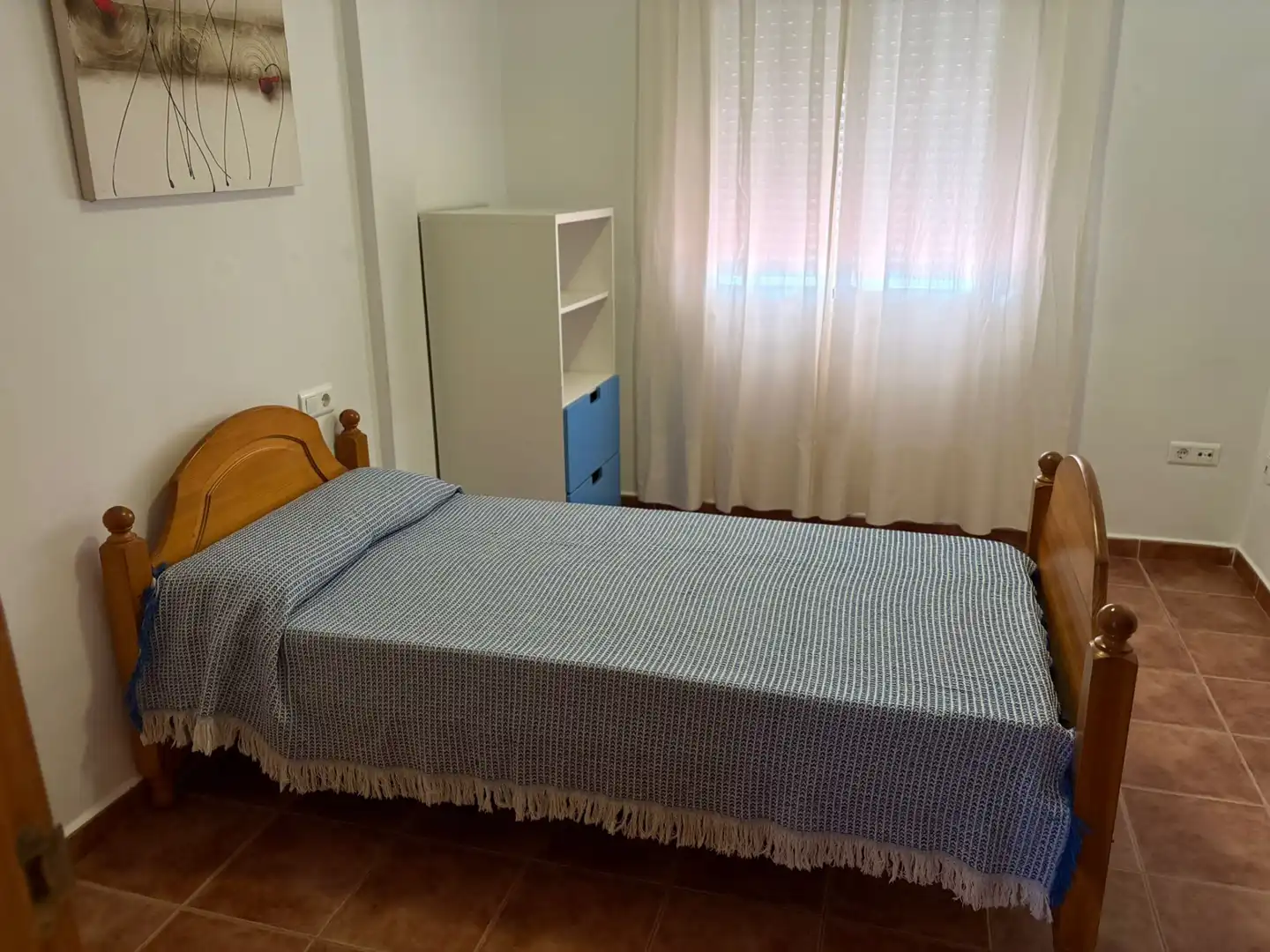 Habitación de Casa adosada de alquiler en Algeciras con Terraza, Amueblado y Horno