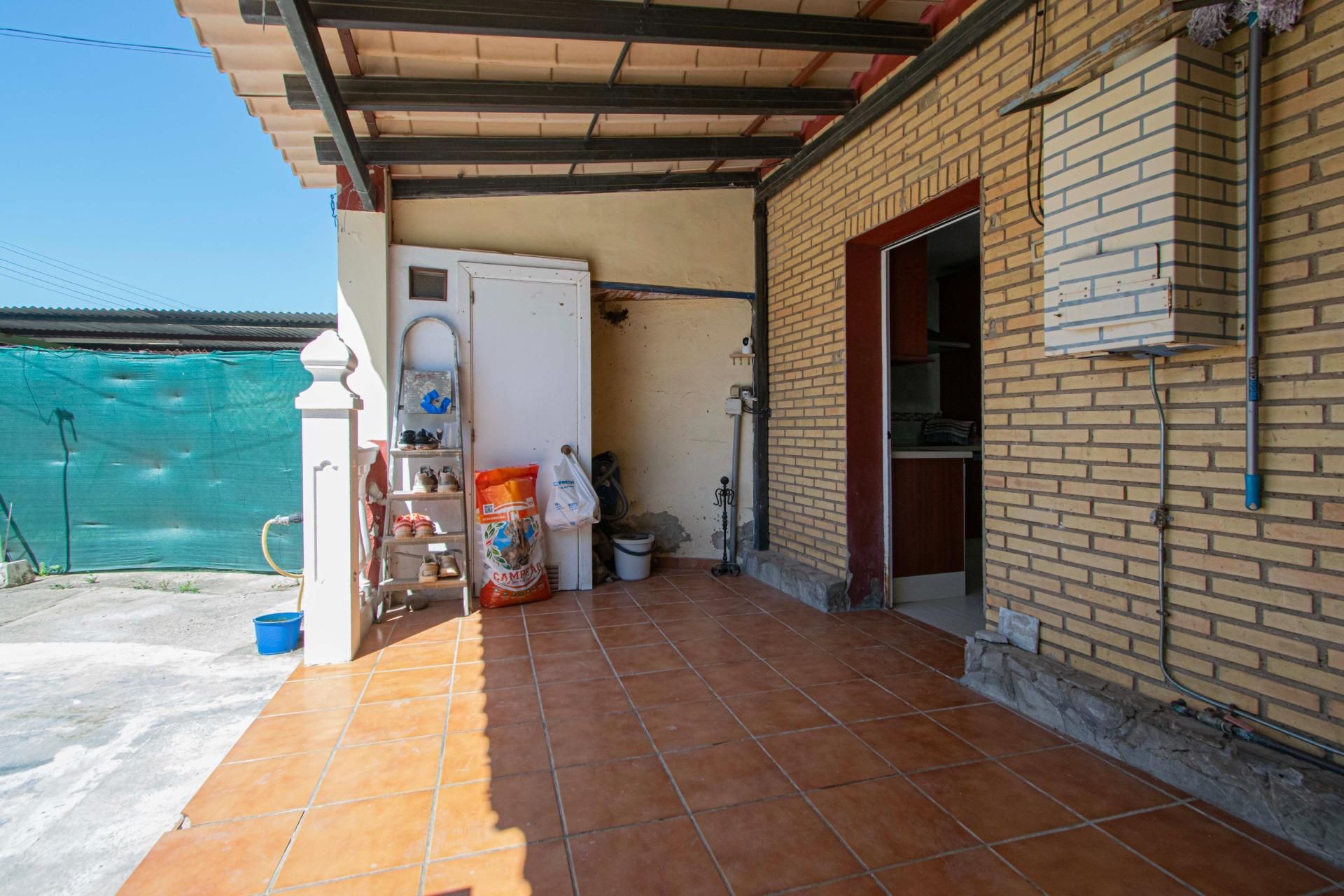 Single-family semi-detached for sale in Carmona
