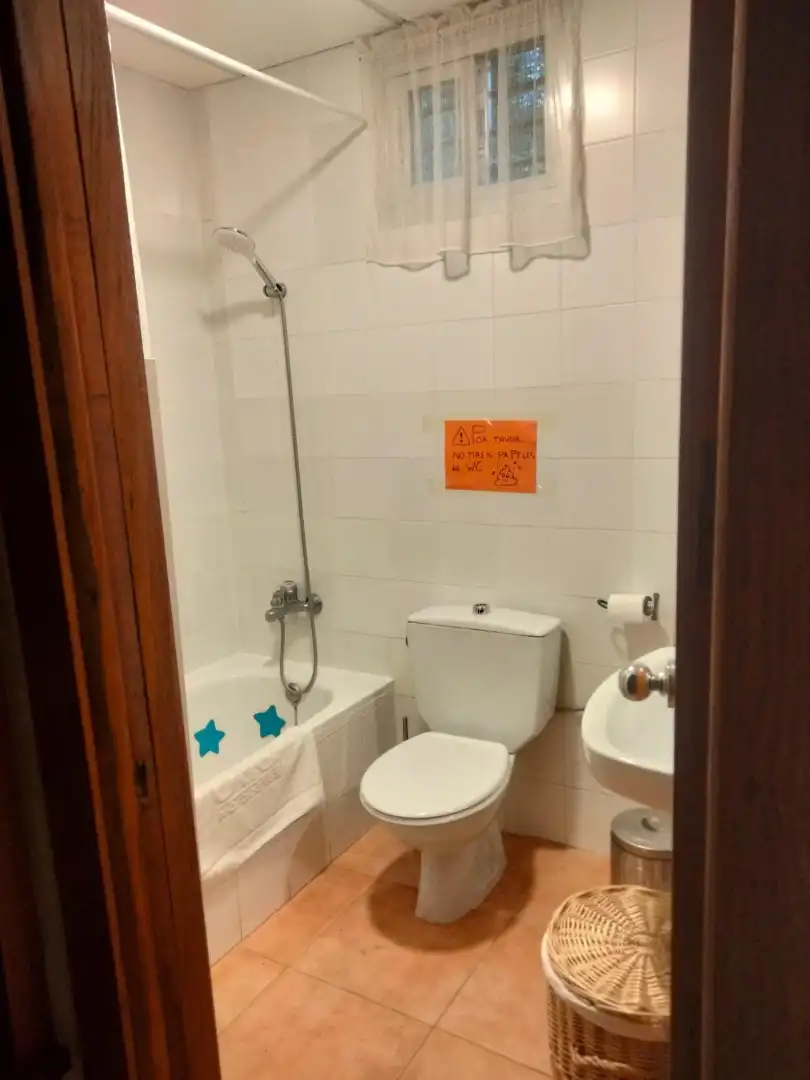 Bany de Finca rústica en venda en Córdoba amb Aire condicionat i Moblat