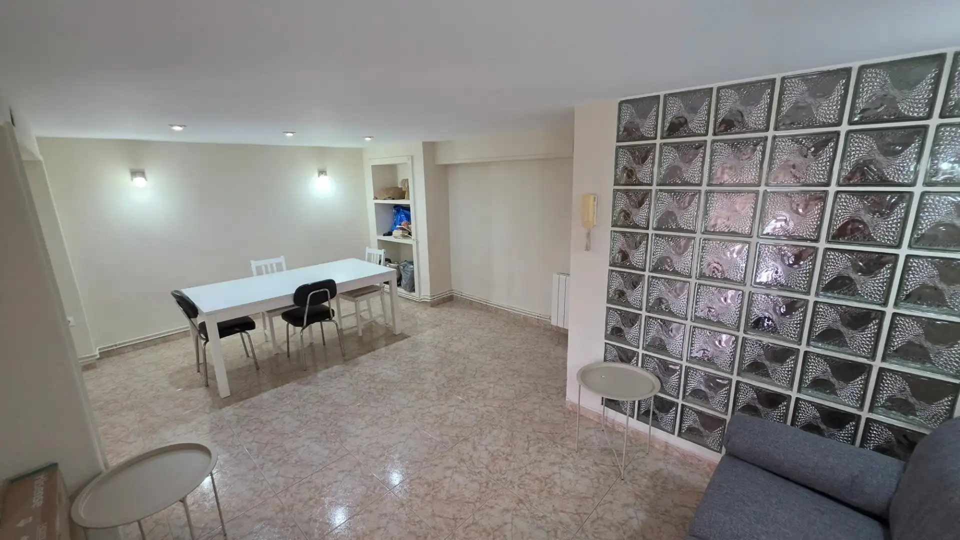 Einfamilien-Reihenhaus zum Verkauf in Ontinyent mit Terrasse und Balkon