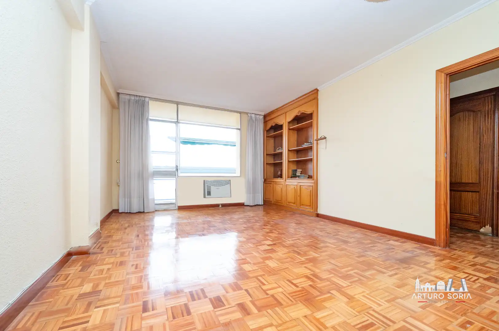 Sala de estar de Piso en venta en Madrid con Calefacción y Terraza
