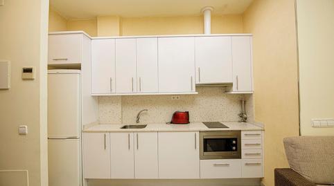 Foto 2 de Pis de lloguer a Plaza Rafael Albertí, Taialà - Germans Sabat, Girona