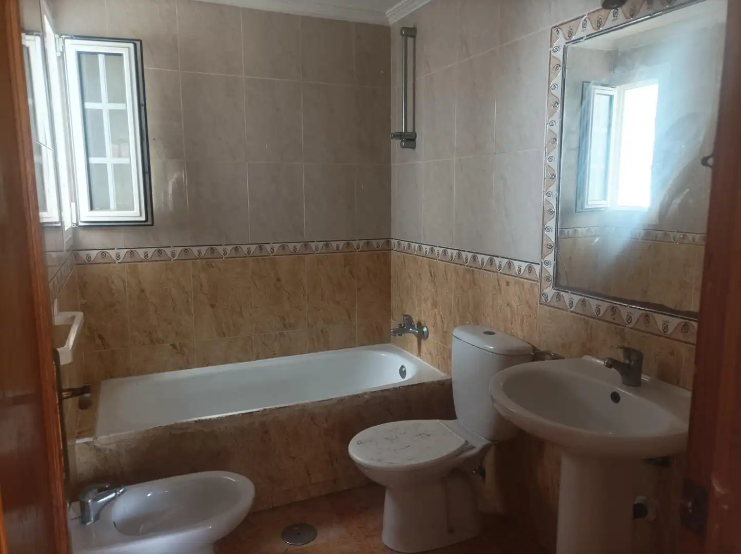 Bany de Casa o xalet en venda en Orihuela amb Jardí privat i Piscina comunitària