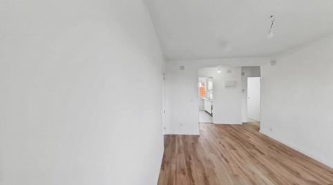 Photo 2 of Apartment to rent in Almendrales, Madrid