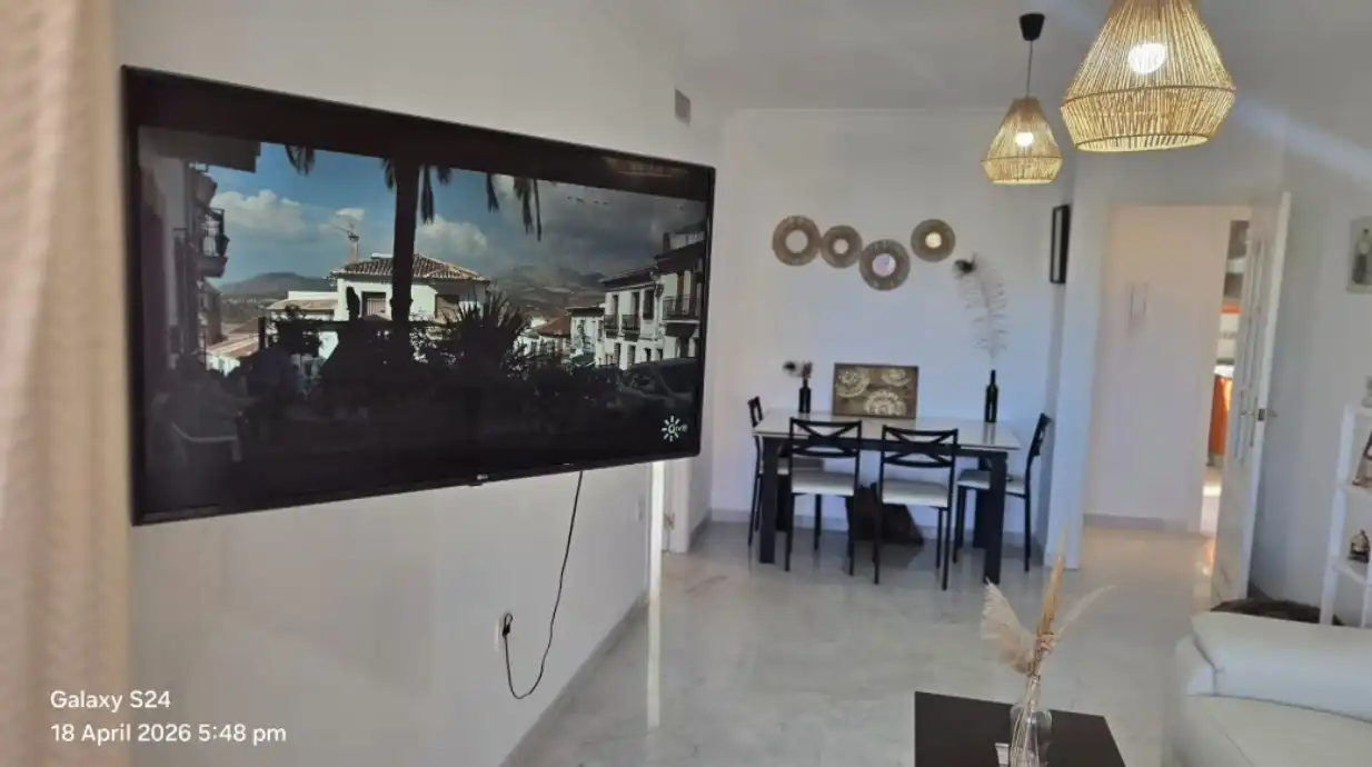 Sala de estar de Piso de alquiler en Fuengirola con Aire acondicionado, Calefacción y Terraza