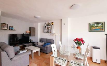 Living room of Flat for sale in Alguazas  with Air Conditioner, Furnished and Balcony