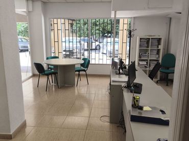 Local comercial en alquiler en San Pablo - Santa Justa