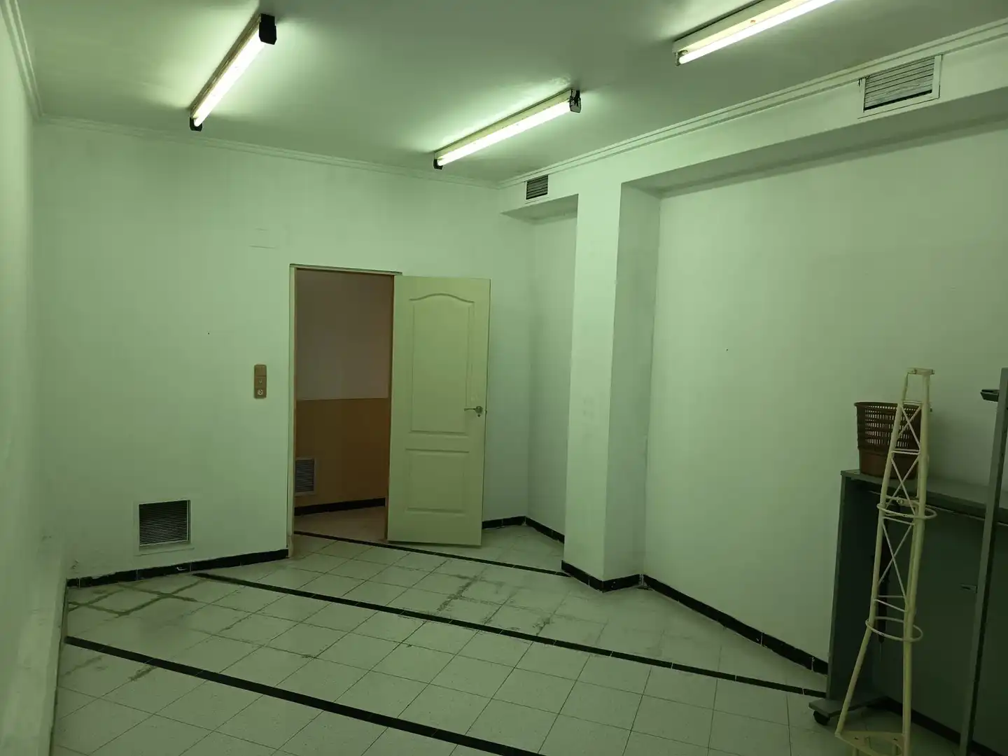 Gewerbefläche zum Verkauf in Calle Alejandro Cardona, imagen 23