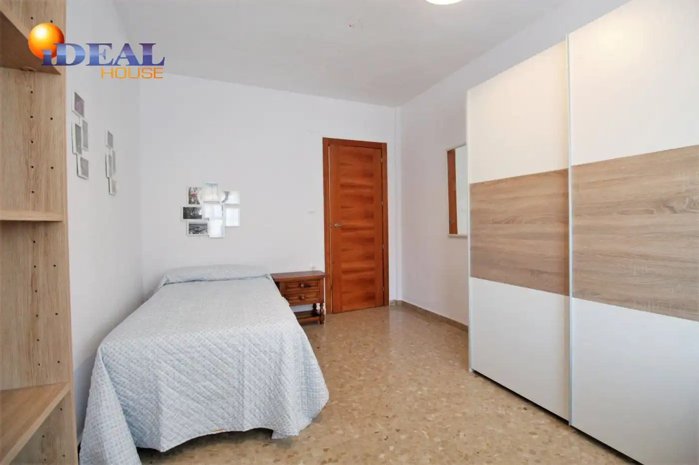 Bedroom of Flat for rent in Granada  with Heating and Storage room