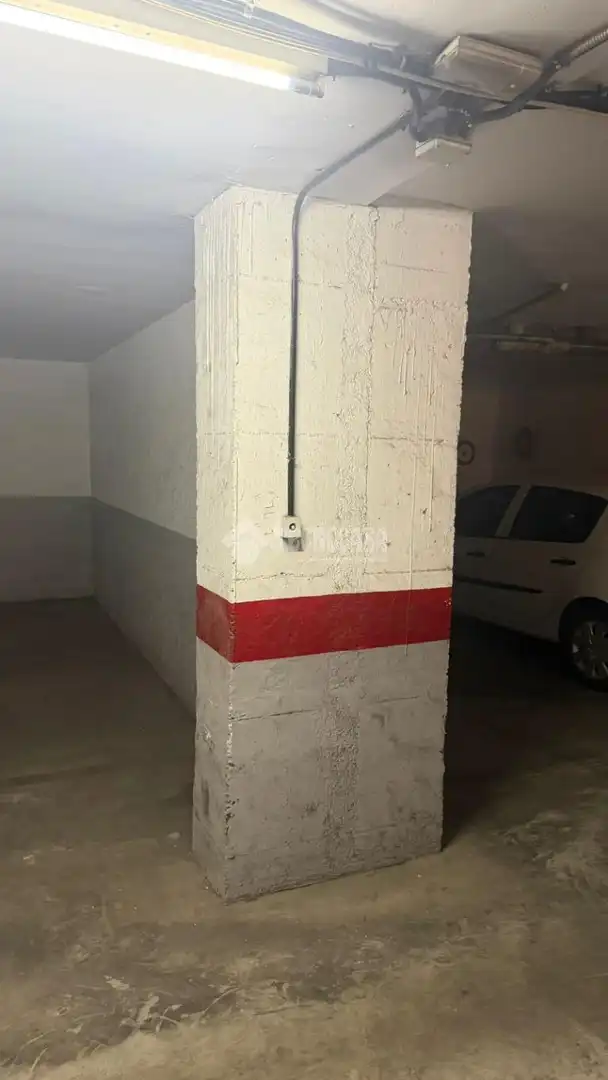 Einzelparkplatz zum Verkauf in Beiro