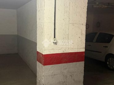 Einzelparkplatz zum Verkauf in Beiro