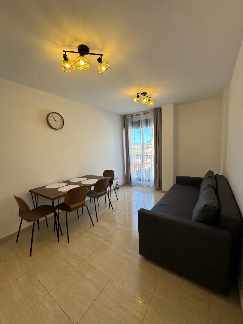 Appartamento con terrazza in affitto a Casco Urbano, imagen 4