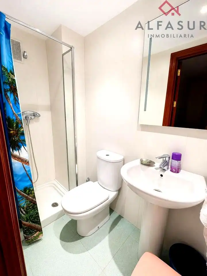 Baño de Piso en venta en Málaga con Aire acondicionado, Terraza y Trastero