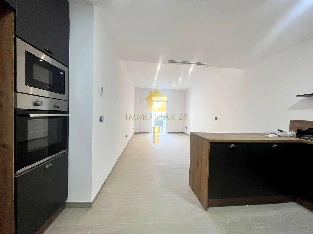 Küche von Wohnung zur Miete in Centre