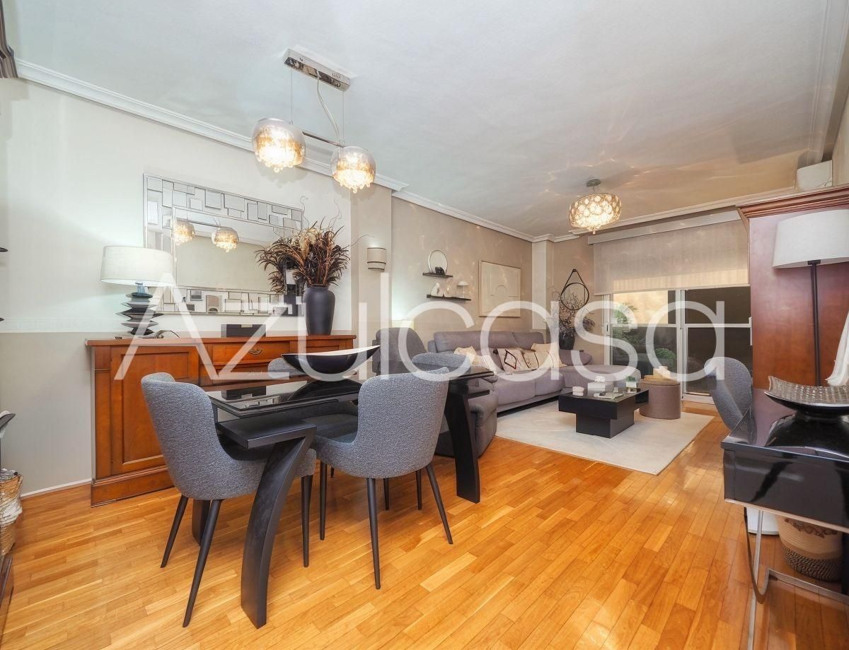 Sala de estar de Piso en venta en Alicante / Alacant con Aire acondicionado y Parquet