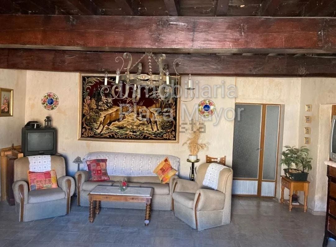 Sala de estar de Casa o chalet en venta en Monterrubio de Armuña con Terraza