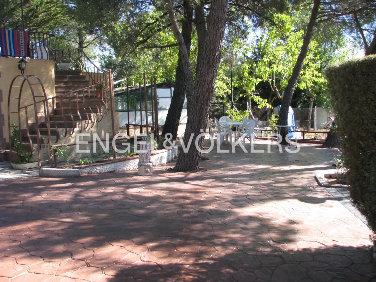Terraza de Casa o chalet en venta en Cabanillas de la Sierra con Calefacción, Jardín privado y Piscina