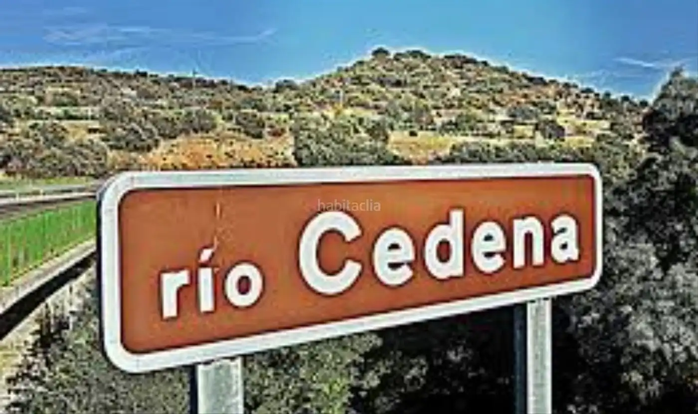 Terreny residencial en venda a Urbanizacion Cedena 15 449