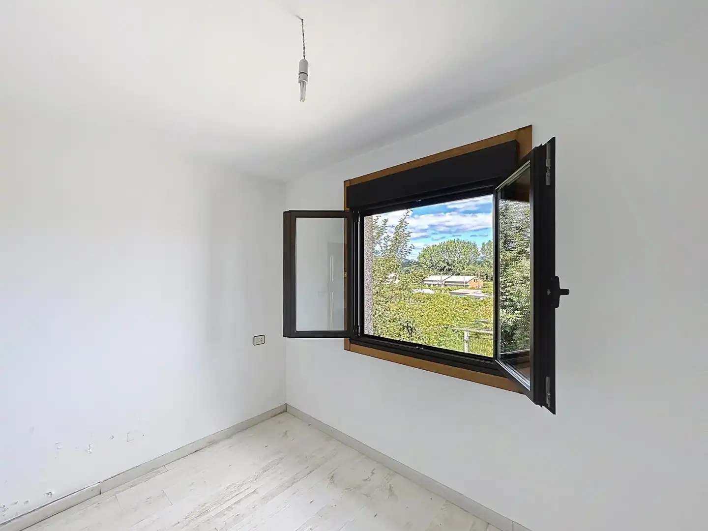 Habitación de Casa o chalet en venta en Valga con Calefacción y Terraza