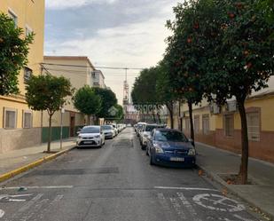 Vista exterior de Pis en venda en  Sevilla Capital