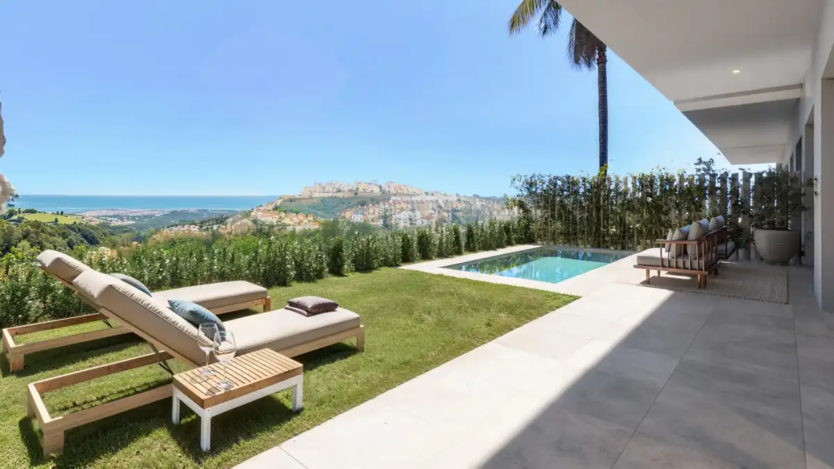 Adossat amb piscina en venda a Casares Golf - Casares del Sol, imagen 2