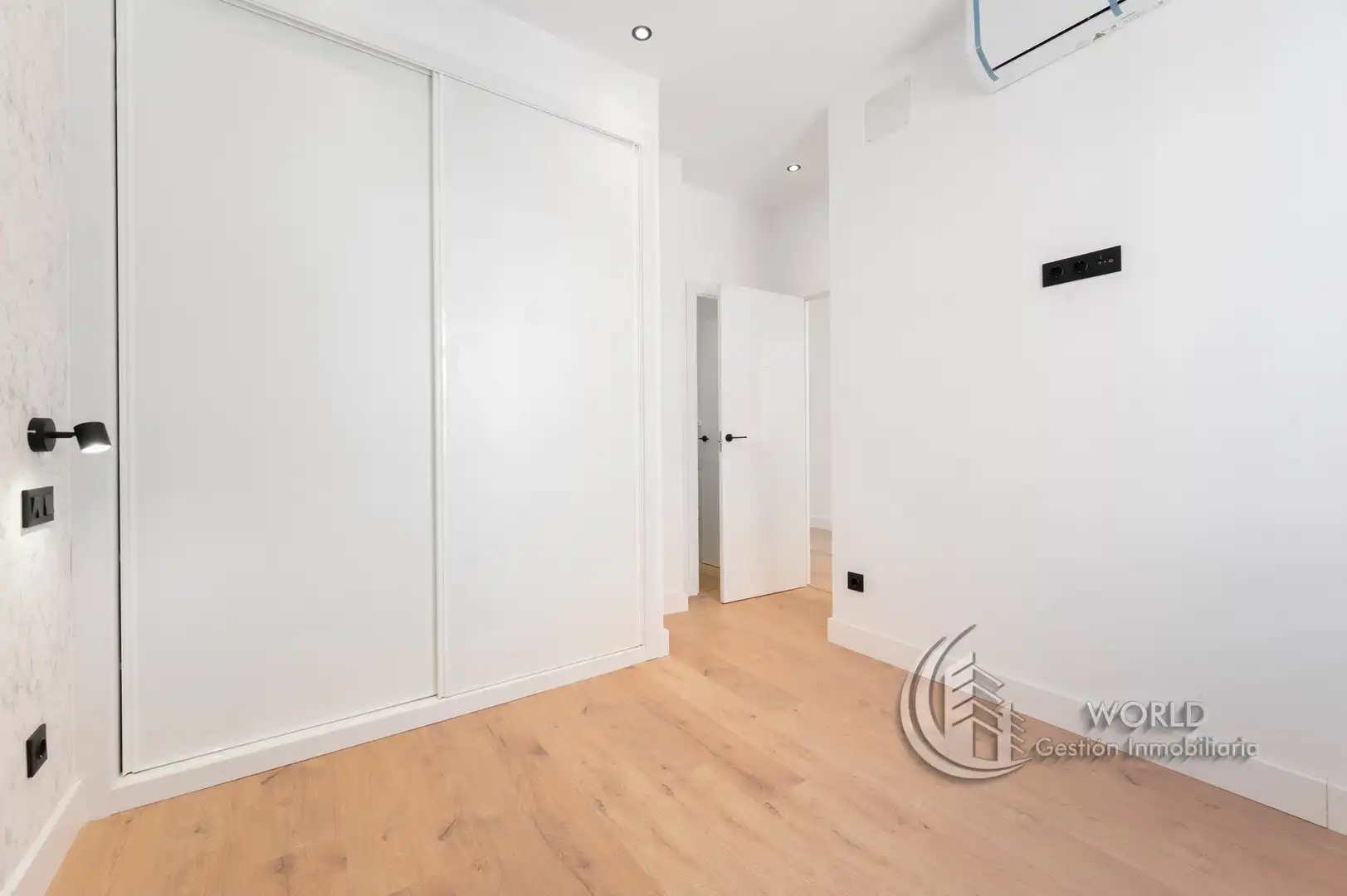 Piso en venta en Madrid con Aire acondicionado, Calefacción y Horno
