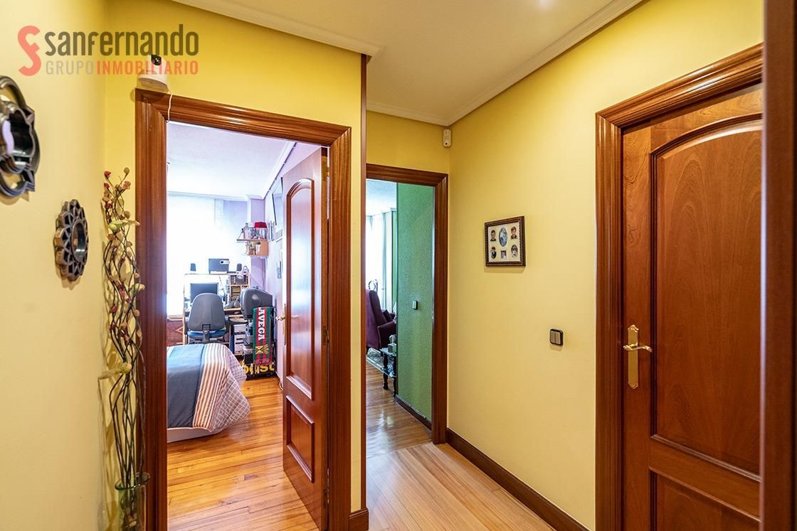Flat for sale in Torrelavega   with Heating