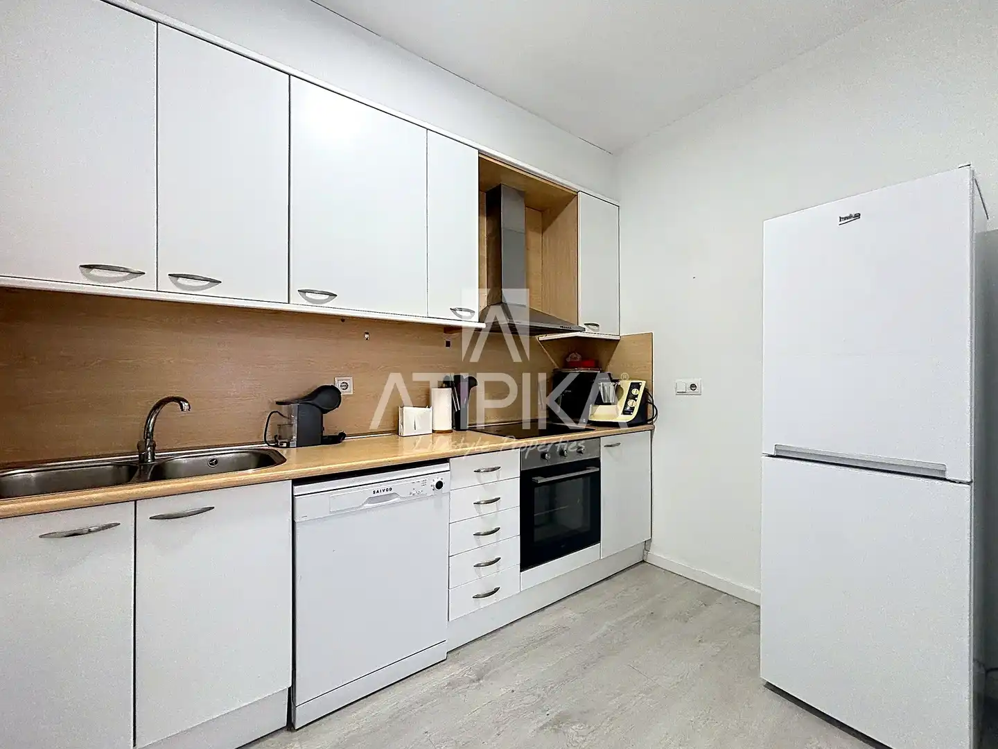 Cocina de Piso en venta en Sitges con Aire acondicionado y Horno