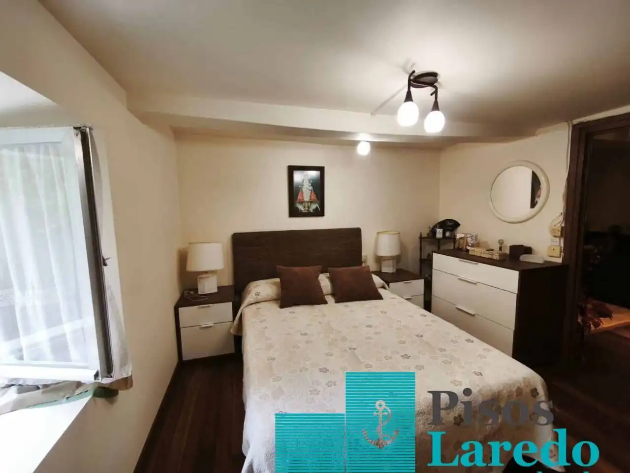 Bedroom of Detached homes for sale in Rasines  with Heating, Private garden and Parquet flooring