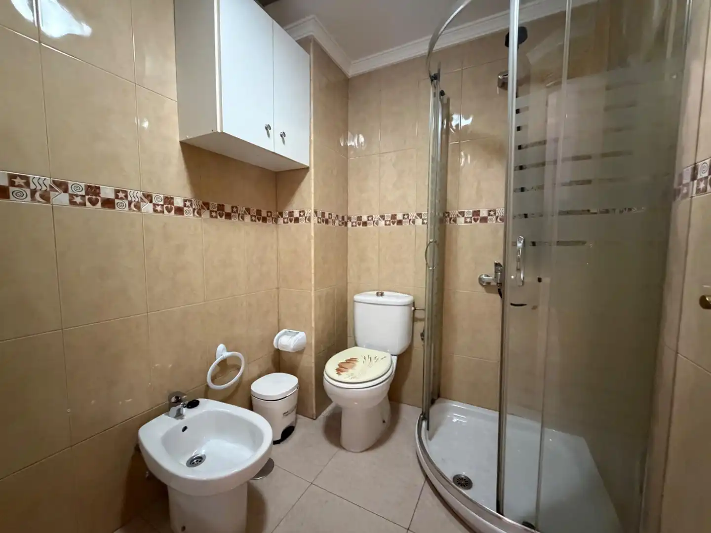 Bathroom of Flat for rent in Santa Lucía de Tirajana  with Furnished and Balcony
