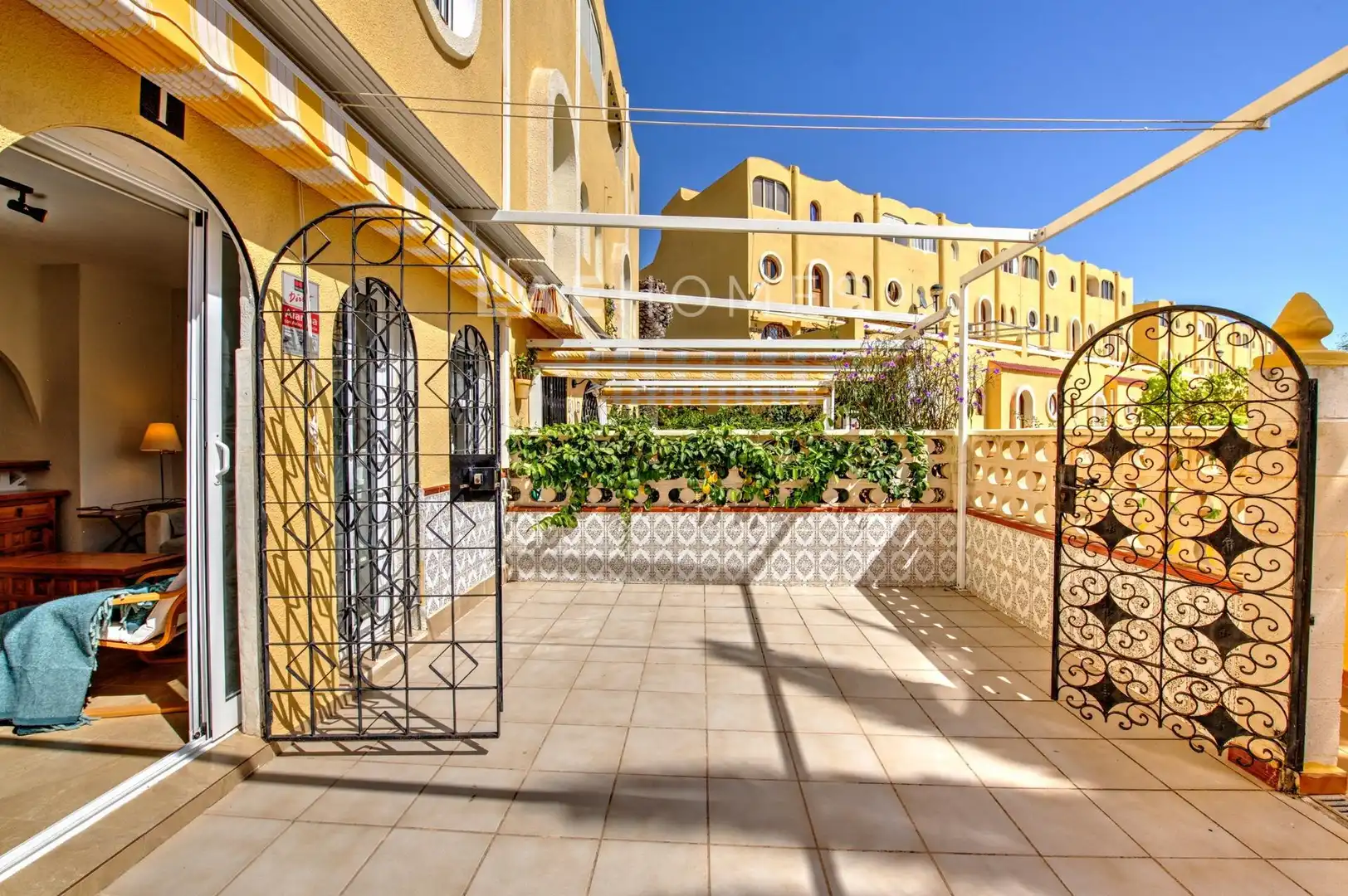 Casa a schiera con piscina in vendita a Calle de Gaianes, imagen 3