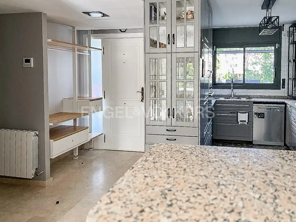 Cuina de Casa o xalet de lloguer en Gavà amb Aire condicionat, Calefacció i Jardí privat