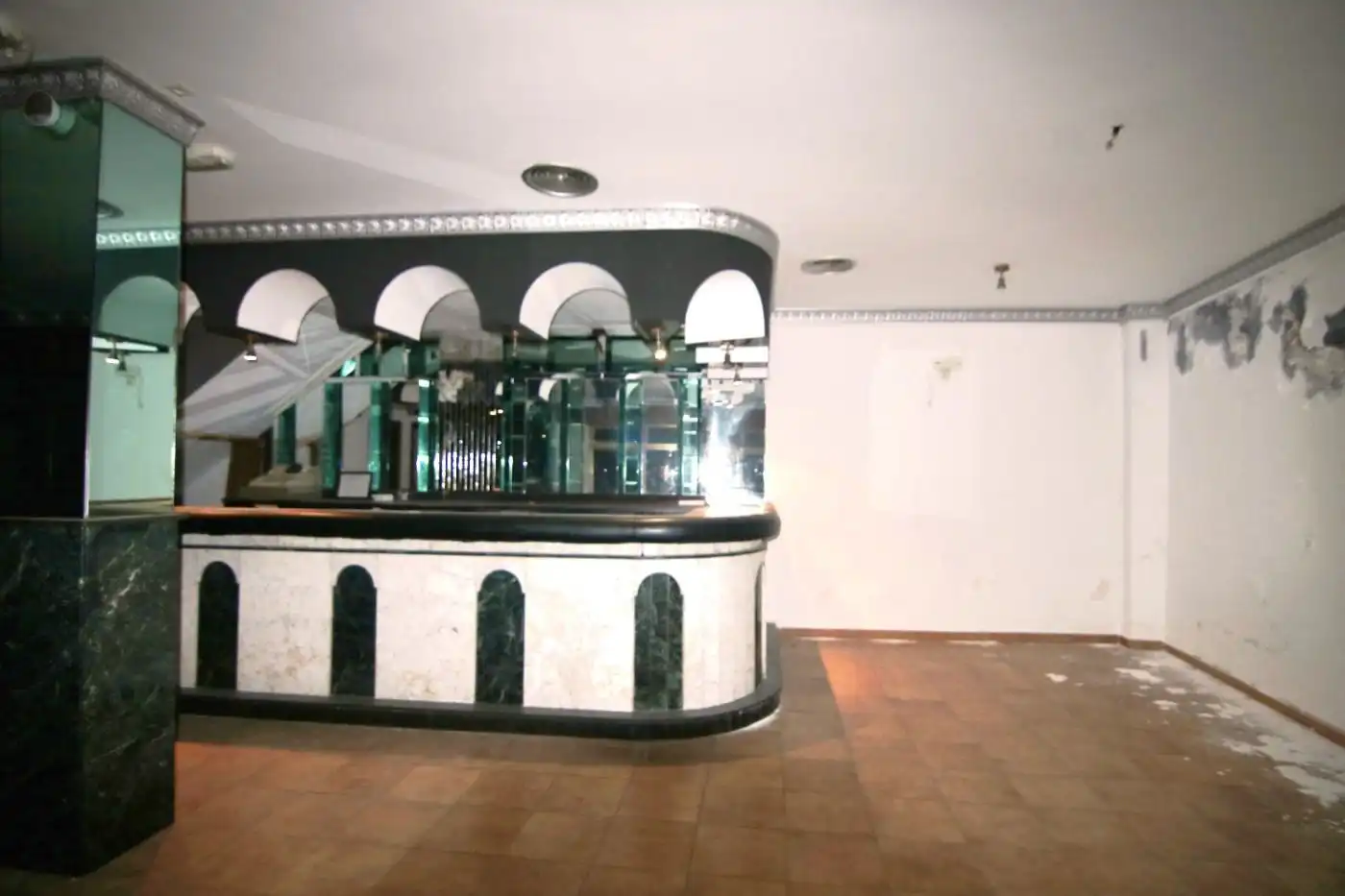 Gebäude zum Verkauf in Guaro