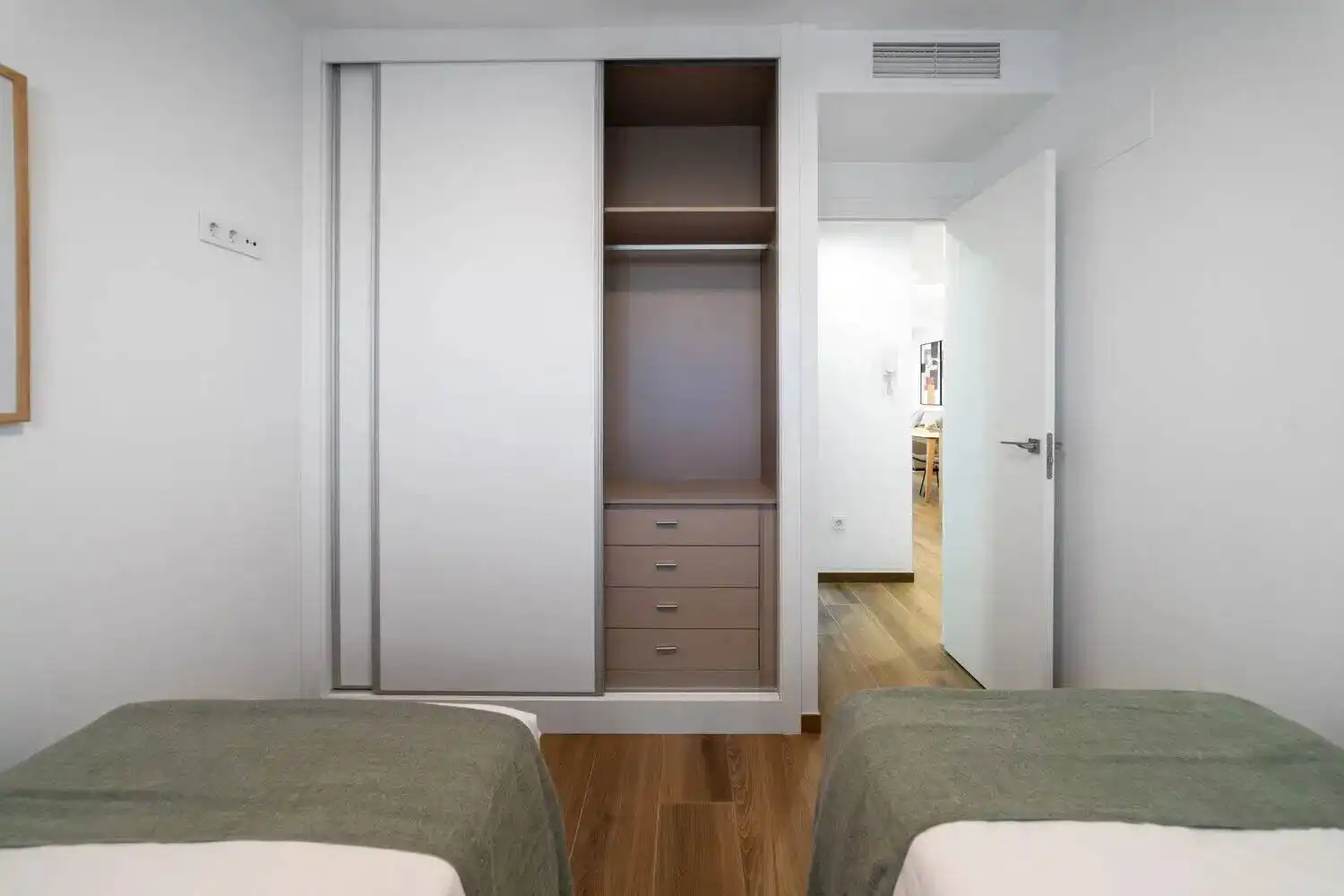 Apartamento con terraza en venta en Zona Carrefour - Urbanizaciones, imagen 14