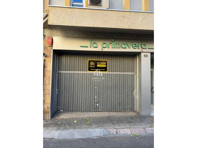 Local comercial en Alquiler en Instituts - Universitat