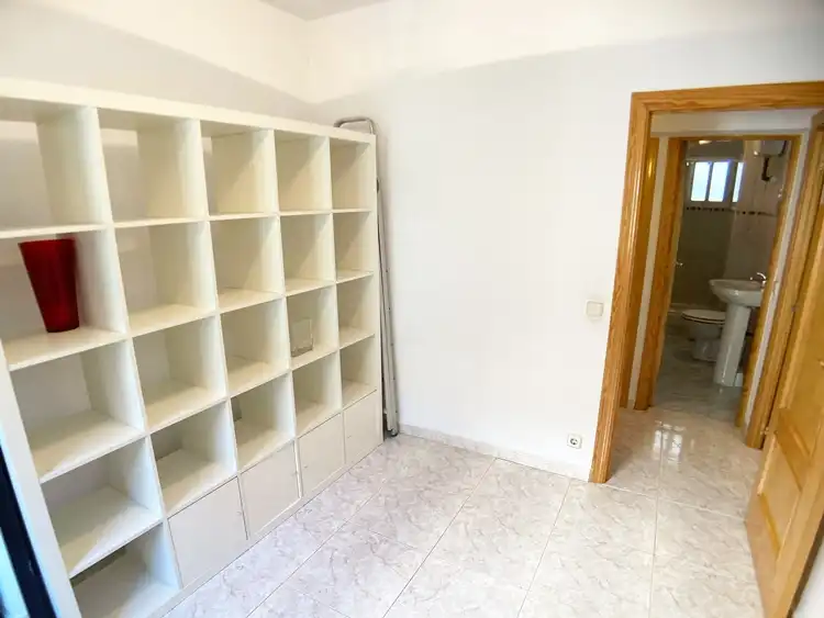 Flat for sale in Madrid  with Heating, Terrace and Oven
