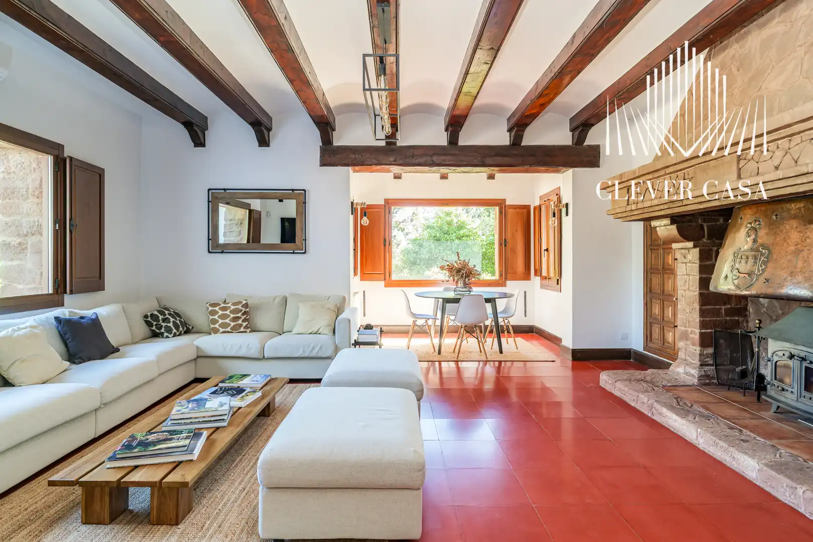 Sala de estar de Casa o chalet en venta en Castellví de Rosanes con Aire acondicionado, Calefacción y Jardín privado