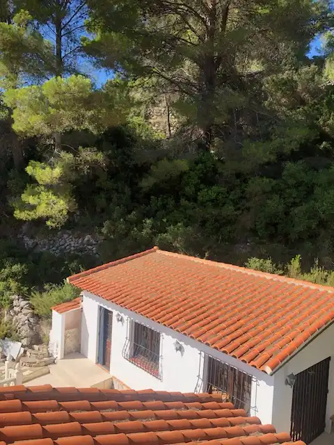Vista exterior de Casa o xalet en venda en Tàrbena amb Aire condicionat, Calefacció i Jardí privat