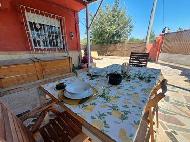 Casa rústica amb jardí en venda a El Llano