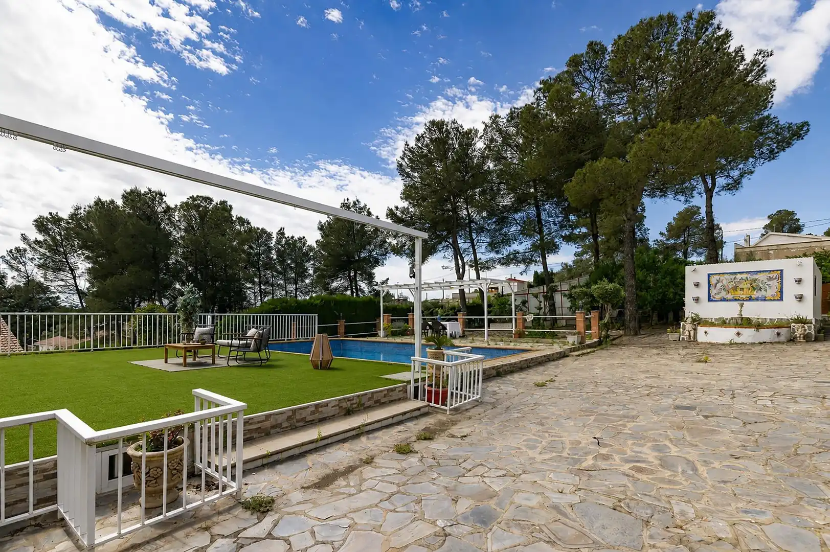 Piscina de Casa o xalet en venda en Mogente / Moixent amb Jardí privat, Terrassa i Traster